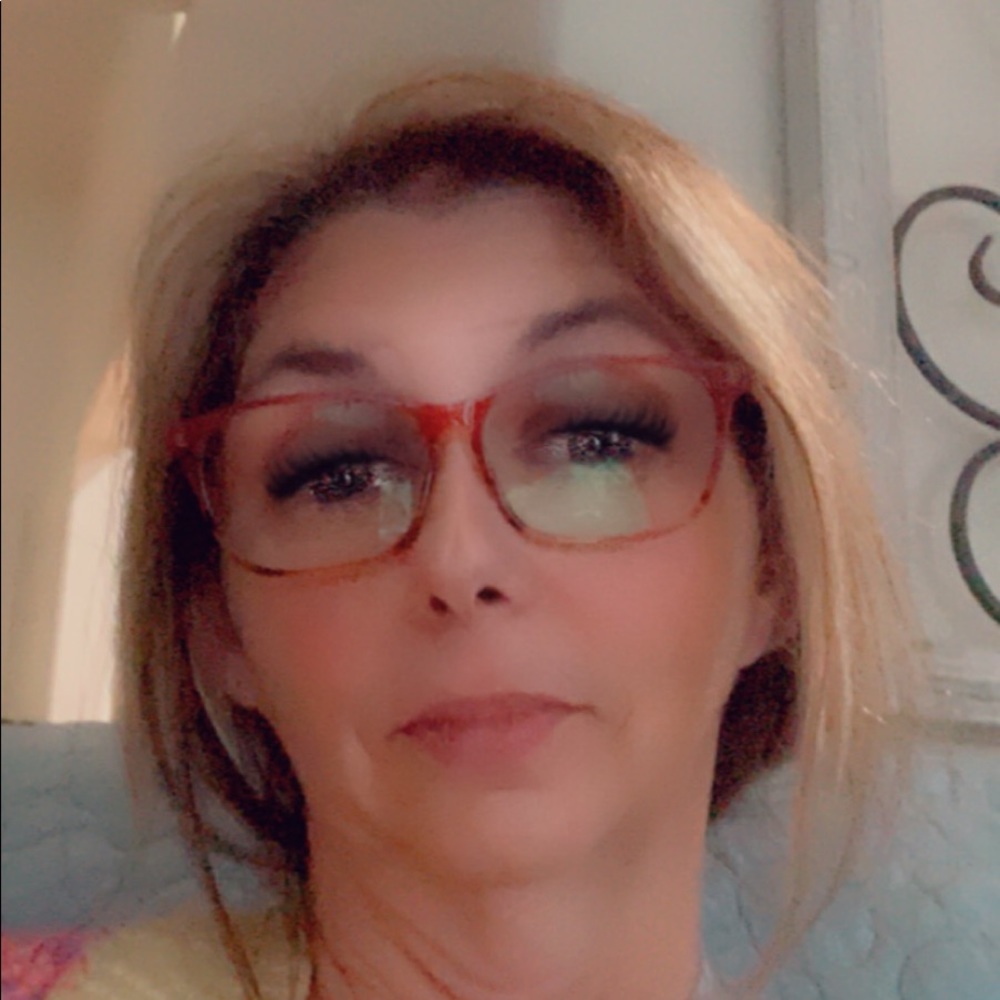 Meet your Posher, Charlene